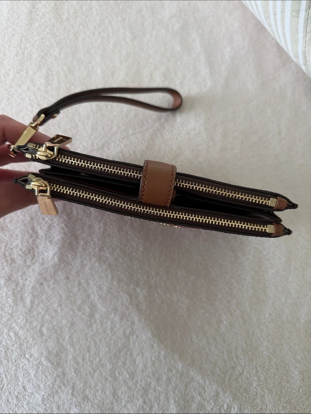 NWOT Michael Kors Jet Set Smartphone Wallet